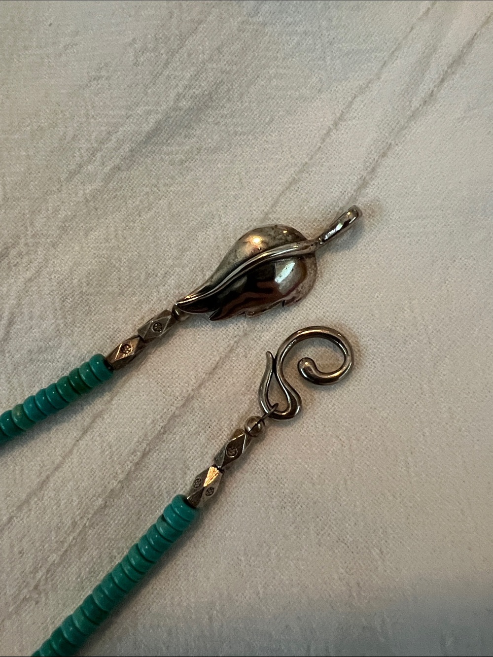 Turquoise Bead Necklace with Oval Stone Pendant SS clasp - Picture 6 of 6